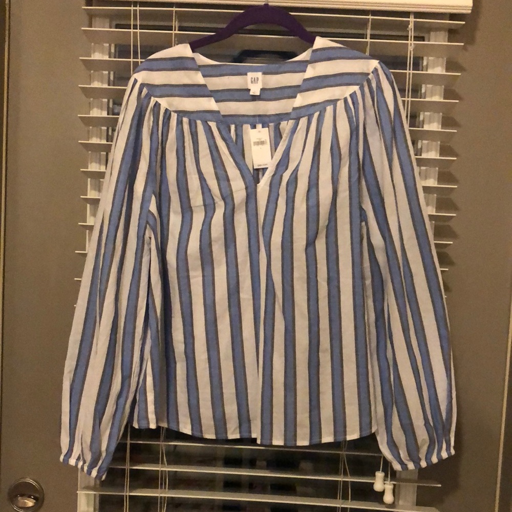 Gap vertical striped top